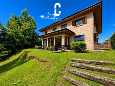 Casa com 5 Quartos à venda, 370m² no Vila Everest, Campos do Jordão