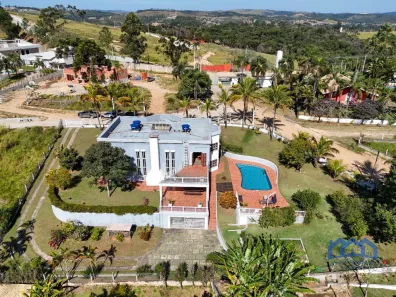 Fazenda/Sítio com 3 Quartos à venda, 2000m² no , Mairinque