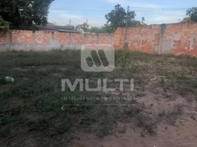 Lote/Terreno com 1 Quarto à venda, 11m² no Distrito Industrial, Uberlândia