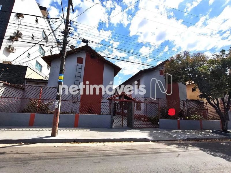 Casa com 3 quartos — Dona Clara, Belo Horizonte