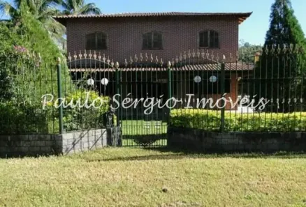 Fazenda/Sítio com 5 Quartos à venda, 4000m² no Papucaia, Cachoeiras de Macacu