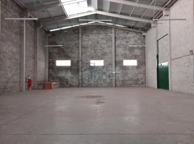 Galpão/Depósito/Armazém para alugar, 1100m² no Taboão, São Bernardo do Campo
