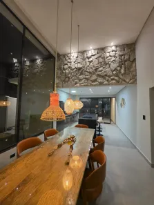 Casa com 3 Quartos para venda ou aluguel, 180m² no , Pardinho
