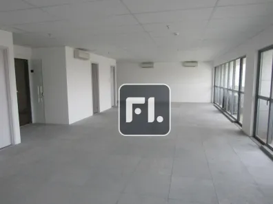 Sala Comercial para alugar, 150m² no Dezoito do Forte Empresarial/Alphaville., Barueri