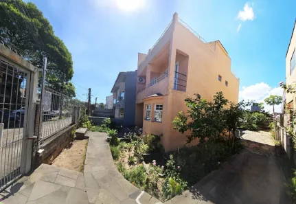 Casa com 3 Quartos à venda, 142m² no Azenha, Porto Alegre
