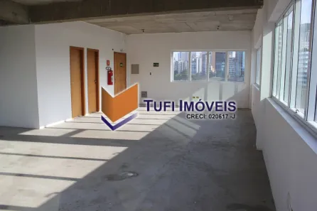 Prédio Comercial para alugar, 750m² no Cidade Monções, São Paulo