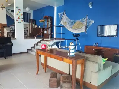 Casa com 5 Quartos à venda, 805m² no Japuíba (Cunhambebe), Angra dos Reis