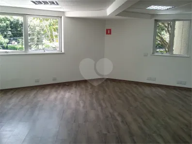 Sala Comercial à venda, 231m² no Vila Olímpia, São Paulo