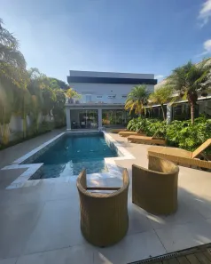 Casa de Condomínio com 4 Quartos para alugar, 700m² no Tamboré, Santana de Parnaíba