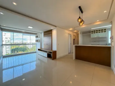 Apartamento com 3 Quartos para alugar, 75m² no Cristo Redentor, Porto Alegre