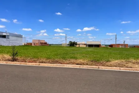 Imóvel Comercial à venda, 251m² no Residencial Vila da Mata I, Lençóis Paulista