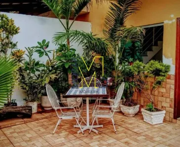 Casa com 2 Quartos à venda, 130m² no Santa Amélia, Belo Horizonte