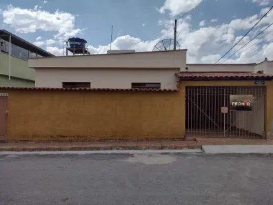 Casa com 4 Quartos à venda, 200m² no Vila do Carmo (Colonia do Marçal), São João Del Rei