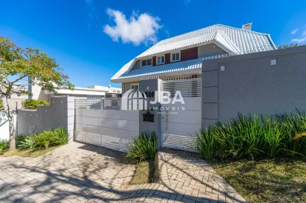 Casa com 3 Quartos à venda, 402m² no Campo Comprido, Curitiba