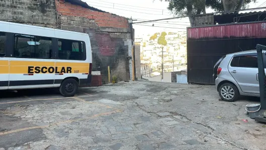Lote/Terreno à venda, 240m² no Jardim Peri, São Paulo
