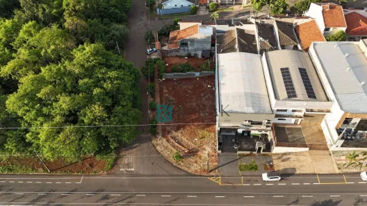 Lote/Terreno à venda, 190m² no Jardim Pinheiros, Maringá