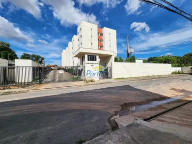 Apartamento com 3 Quartos para alugar, 80m² no Planalto, Teresina