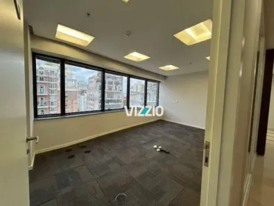 Sala Comercial à venda, 142m² no Vila Nova Conceição, São Paulo