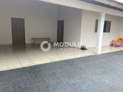 Casa com 3 Quartos à venda, 163m² no Tibery, Uberlândia