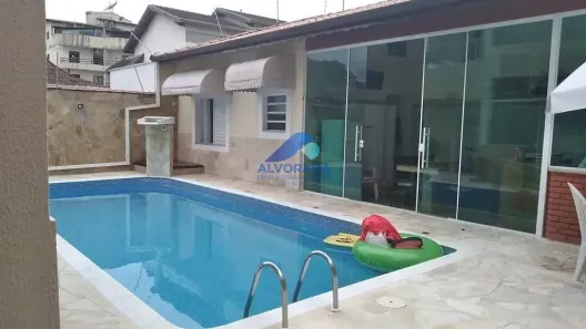 Sobrado com 5 Quartos à venda, 350m² no Indaiá, Caraguatatuba