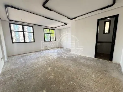 Sala Comercial à venda, 30m² no Vila Progredior, São Paulo
