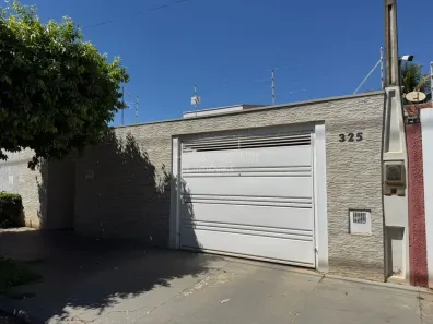 Casa com 2 Quartos para alugar, 182m² no Jardim Botânico, Araraquara