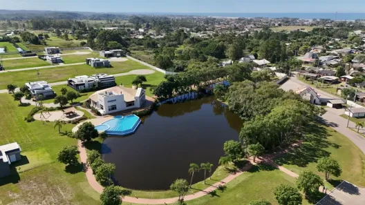 Lote/Terreno à venda, 300m² no Arroio Teixeira, Capão da Canoa