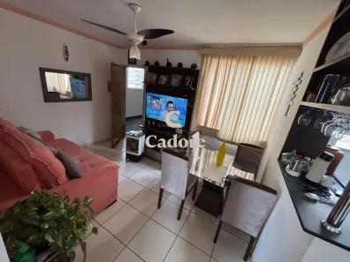 Apartamento com 2 Quartos à venda, 44m² no Chácaras Tubalina e Quartel, Uberlândia