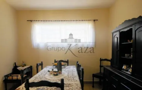 Casa com 3 Quartos à venda, 250m² no Jardim Bela Vista, Jacareí