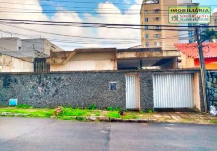 Casa com 3 Quartos para venda ou aluguel, 211m² no Tauape, Fortaleza