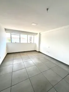 Sala Comercial para alugar, 34m² no Mangabeiras, Maceió