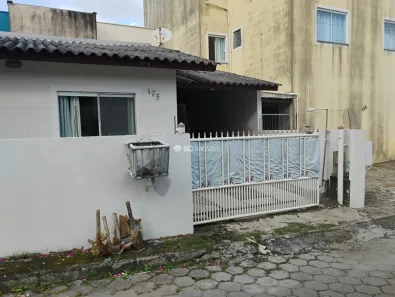Casa com 2 Quartos à venda, 60m² no Ingleses do Rio Vermelho, Florianópolis