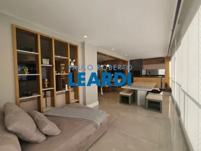 Apartamento com 3 Quartos à venda, 134m² no Vila Anastácio, São Paulo
