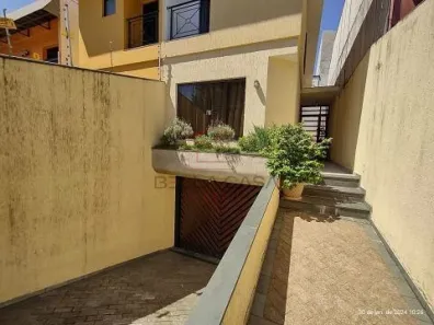 Sobrado com 3 Quartos à venda, 215m² no Jardim Avelino, São Paulo