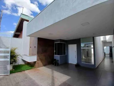 Casa com 3 Quartos à venda, 140m² no Bom Jardim, Maringá