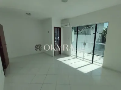 Casa com 3 Quartos à venda, 120m² no Cavaleiros, Macaé