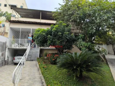 Casa com 3 Quartos à venda, 261m² no Nossa Senhora das Graças, Governador Valadares