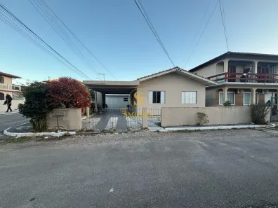 Casa com 3 Quartos à venda, 293m² no Ingleses do Rio Vermelho, Florianópolis