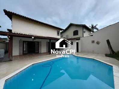 Sobrado com 3 Quartos à venda, 297m² no Canto do Forte, Praia Grande