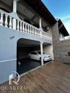 Sobrado com 4 Quartos à venda, 210m² no Jardim Monte Carlo, Maringá