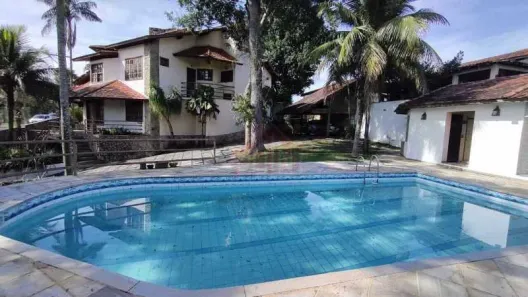 Casa de Condomínio com 3 Quartos para alugar, 288m² no Badu, Niterói