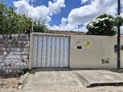 Casa com 2 Quartos à venda, 76m² no Dourado, Horizonte