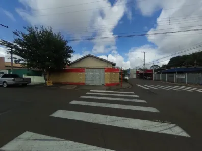 Imóvel Comercial com 3 Quartos para alugar, 215m² no Jardim Brasil, São Carlos