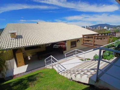 Casa com 3 Quartos para alugar, 750m² no Itoupava Norte, Blumenau