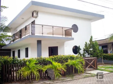 Sobrado com 5 Quartos à venda, 195m² no Boa União (Abrantes), Camaçari