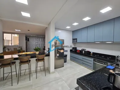 Casa de Condomínio com 4 Quartos à venda, 228m² no Centro, Contagem