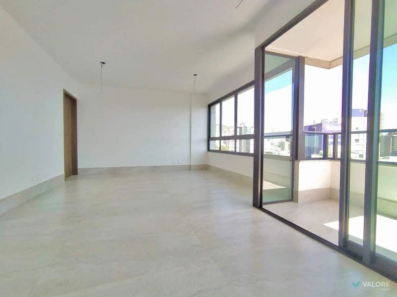 Apartamento com 4 quartos — Serra, Belo Horizonte