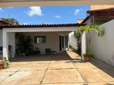 Casa com 5 Quartos à venda, 232m² no Vale Quem Tem, Teresina