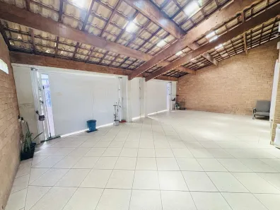 Casa com 4 Quartos à venda, 210m² no Tupi, Praia Grande