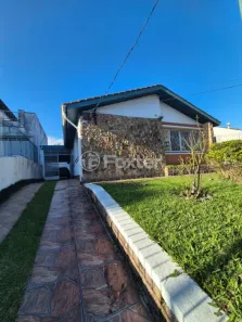 Casa com 4 Quartos à venda, 200m² no Vila Assunção, Porto Alegre